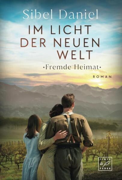 Ein bewegender Roman über die Suche nach Heimat und Glück: das Finale der Fremde-Heimat-Reihe von Bestsellerautorin Sibel Daniel 1951: Die willensstarke Alma hat mit ihrer Familie die Umsiedlung nach Polen und die furchtbare Flucht vor der Roten Armee überlebt. Dass Janos und sie sich wiedergefunden haben, ist ihr großes Glück. Doch Alma spürt, dass Deutschland ihr keine neue Heimat werden kann. Es ist die Liebe, die ihr die Kraft gibt, weiter von einem Leben als Winzerin zu träumen. Sie weist ihr den Weg nach Amerika: Mit Janos, der kleinen Maria sowie den Brüdern Alwin und August besteigt Alma ein Schiff nach New York. Aber in der Weite der Großstadt verlieren sie ihr Ziel aus den Augen, alte Wunden brechen auf. Das eigene Weingut rückt in unerreichbare Ferne. Als die Brüder sich mit dunklen Geschäftemachern einlassen, muss die Familie wieder ihre Koffer packen. Sie macht sich auf den Weg nach Argentinien. Die erneute Reise ins Ungewisse verlangt allen viel ab, denn niemand weiß, ob Südamerika ihnen endlich die sichere Heimat sein wird, nach der sie sich so sehnen …