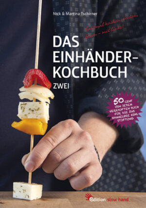 Mit frischen Zutaten der Saison Gutes kochen, das geht auch mit nur einer Hand und trotz Handicap. Alle Rezepte in diesem Buch wurden von Nick Tschirner mit nur einer Hand probegekocht. Sie sind besonders übersichtlich gegliedert und zu planen - und damit auch gut für Anfänger geeignet. Unterteilt sind die Rezepte nach den Jahreszeiten - mit jeweils einem Extrateil für ein Fest mit Gästen, z. B. Grillfest im Sommer und Weihnachtsmenü im Winter. Dazu gibt es viele praktische Tipps auch für die Vorbereitungen der Feste. Außerdem werden spezielle Arbeitsgeräte vorgestellt, ohne die es mit nur einer Hand nicht geht. Unabhängig von "Das Einhänderkochbuch - Das schaffe ich doch mit links!" zu nutzen. Ausgezeichnet mit dem Gourmand World Cookbook Award 2018.