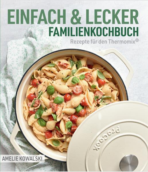 Alltagstaugliche Thermomix® Rezepte für die ganze Familie Dass Flexibilität, Kreativität oder Abwechslung beim Kochen überhaupt nicht kompliziert sind, zeigt Bloggerin Amelie Kowalski in diesem Buch. Über 50 gelingsichere Thermomix® Rezepte (TM31, TM5, TM6) für die ganze Familie finden sich hier wieder, die wieder mal mit ganz einfachen Zutaten umgesetzt werden können. Dank ihrer aufgeführten Variationen sind wieder alle Rezepte in den unterschiedlichen Varianten nachzukochen - egal ob man Vegetarier, Veganer oder Fleischesser ist. So wie man es von Amelies erfolgreichen Blog „mix dich glücklich“ gewohnt ist. Da diesmal nicht ausschließlich im Thermomix® gekocht wird, sondern auch zusätzlich der Herd benutzt wird, können die Rezepte auch glutenfrei gekocht werden. Zutaten können nach persönlichem Geschmack getauscht oder zugegeben werden oder die leckere Soße vom Nudelrezept einfach mal zu Kartoffeln oder Reis serviert werden oder andersherum. Das Buch ist voll mit wertvollen Tipps und Variationsmöglichkeiten und zieht sich durch die Hauptthemen Nudeln, Kartoffeln und Reis über Suppen und Eintöpfe hin zu herzhaften Backrezepten, Desserts, Kuchenrezepten, Salaten sowie selbst gemachten Fleischersatzprodukten für Vegetarier und Veganer.