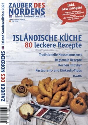 Island war und ist immer ein besonderes Reiseziel, welches gerade in den letzten 10 Jahren deutlich an Popularität dazu gewonnen hat. Der Ausbruchs des Vulkans mit dem unaussprechlichen Namen Eyjafjallajökull und der Erfolg des Außenseiters Island bei der Fußball Weltmeisterschaft 2018 haben zusätzlich die Aufmerksamkeit auf dieses kleine Land und Insel im Norden Europas gelenkt. Aber neben den beeindruckenden landschaftlichen Kulissen, die immer noch vom aktiven Vulkanismus auf der Insel geformt werden, ist auch die isländische Küche in ihrer traditionellen Einfachheit und der durch ausländische Einflüsse entstehenden Vielfalt nicht nur im Urlaub bei einem Besuch der diversen und fast durchweg exzellenten Restaurants ein Genuss. Ursula Jäger bereist Island mit ihrem Mann seit vielen Jahren und hat in dieser Zeit eine herausragende Sammlung an Rezepten und Informationen zu Islands Küche zusammengetragen. 80 dieser Rezepte hat sie für diese Sonderausgabe handverlesen zusammengestellt. Lernt die isländische traditionelle Küche kennen, begleitet uns durch die Regionen Islands und erfahrt, welche Speisen in welcher Region ihren Ursprung haben. Geht auf Zeitreise durch ein Jahr und kocht nach, was in Island zu den großen Festen wie Weihnachten gegessen wird. Lasst euch inspierieren von köstlichen Ideen mit dem auch in Europa immer beliebter werdenden Molkereiprodukt Skyr. Restaurant-Tipps und kleine Geschichten rund um Island komplettieren diese einzigartige Sonderedition von ZAUBER DES NORDENS.