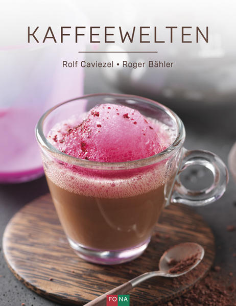 Kaffeegenuss - die Zubereitung ist wichtig · Kaffee und Lifestyle · Tradition und Innovation · Brühmethoden mit praktischer Anwendung Kaffeesorte, Röstfrische, Lagerung, Wasserqualität und Mahlgrad auf der einen Seite und die Zubereitungsart (Brühmethode) auf der andern Seite bestimmen das Kaffeearoma. Es mag überraschen, dass für einen guten Kaffee die richtige Zubereitung das A und O ist. Kaffeeliebhaber werden bestimmt gerne die Zeit aufwenden, die verschiedenen Brühmethoden in Theorie und Praxis kennenzulernen. Genau um das geht es im Buch: Sieben Brühmethoden werden in Wort und Bild vorgestellt, begleitet mit kreativen, innovativen Kaffeerezepten. Viel ist möglich, von Mango mit aufgesetztem Espresso und Ingwer-Air (Siebträger) über Kaffee mit Spargelflavour (Filter) oder Cold-Brew-Erdbeer-Rucola-Kaffee mit Erdbeerschaum (Chemex), Hibiskus-Wermut-Kaffee (AeroPress) ... Tüpfchen auf dem I sind Rezepte mit Kaffee, Kaffeeöl, Kaffeesirup, Kaffeepulver, Kaffeebier, Kaffeeperlen.