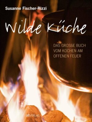 Das Kochen am Feuer draussen in der freien Natur übt eine ganz eigene Faszination und Sinnlichkeit aus, es ist verbunden mit Abenteuer und dem Erlebnis der Ursprünglichkeit. Wie wär's mit Baumkuchen vom Baumstamm, einem grossen Laib Brot über der Glut gebacken, Lachs vom Schneeschuhgrill, in der Erdgrube gegartem zartsaftigen Fleisch oder vegetarischen Teigtaschen vom Weidengeflecht? 100 Rezepte mit zahlreichen Variationen - von den Klassikern bis hin zu modernen Kreationen, vom urigen Geschmack steinzeitlicher Gerichte bis zu raffinierten Schlemmereien für Gourmets, alle einfach und ohne viele Hilfsmittel am Feuer zu kochen. Mit genauen Anleitungen, Informationen zum Feuermachen, vielen Wildpflanzentipps und begleitet von einer Fülle erstklassiger Fotos, die inspirieren und die Abenteuerlust wecken.