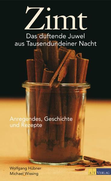 Zimt gehört zu den ältesten Gewürzen der Menschheit. Für die braune Rinde mit dem betörenden Duft und dem unvergleichlichen Geschmack wurden Eroberungszüge unternommen und Kriege geführt, sie war ein begehrtes Handelsgut und Gegenwert von Privilegien und Macht. Das Buch erzählt unterhaltsam und informativ von Herkunft, Anbau und Handel, von Macht und Geld, von heilenden und aphrodisierenden Wirkungen des geheimnisvollen Gewürzes. Und es zeigt, dass Zimt in der Küche zu weit mehr verwendet werden kann als für Plätzchen zur Weihnachtszeit. 70 ausgewählte, leicht nachkochbare Rezepte und die meisterhaften Fotos von Michael Wissing verlocken zu eigenen Erfahrungen und Geschmackserlebnissen.