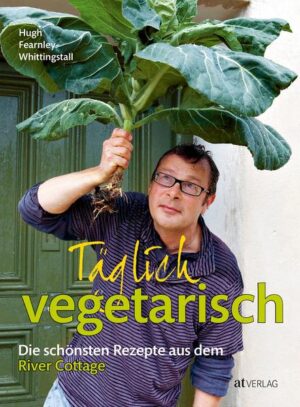 Dieser Bestseller aus England enthält über 200 einfache, alltagstaugliche Rezepte, in denen Gemüse in all seiner Fülle und Vielfalt im Mittelpunkt steht, kreativ, inspirierend und ganz einfach unglaublich schmackhaft. Hugh Fearnley-Whittingstall verführt uns mit einer Fülle von vegetarischen Köstlichkeiten, darunter etwa einem lauwarmen Salat aus gegrillten Zucchini, Zitrone, Knoblauch, Minze und Mozzarella, einem reichhaltigen Couscous-Wintersalat mit Kräutern und Walnüssen, Linguine mit Minze, Mandelpesto und Kirschtomaten, Risotto mit Babykarotten, einem sommerlichen Wok-Gericht mit grünem Gemüse, Ingwer, Knoblauch und Sesam, einem Wok-Gericht für den Winter mit Rosenkohl, Shiitakepilzen und Gewürzen, Tomatenquiche mit Käse, Kartoffel-Gemüse-Pfanne mit Curry, Rührei und Spargel mit Zitrone, einer Erbsen-Petersilien-Suppe sowie gebackenen Kürbisspalten. »Täglich vegetarisch« ist eine zeitgemässe Huldigung an den Gemüsegarten in all seiner grünen Vielfalt. Ein Standardwerk der vegetarischen Küche und eine Inspirationsquelle für alle Vegetarier und Geniesserinnen, die ab und zu gerne auf Fleisch und Fisch verzichten wollen.