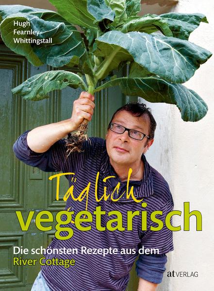 Dieser Bestseller aus England enthält über 200 einfache, alltagstaugliche Rezepte, in denen Gemüse in all seiner Fülle und Vielfalt im Mittelpunkt steht, kreativ, inspirierend und ganz einfach unglaublich schmackhaft. Hugh Fearnley-Whittingstall verführt uns mit einer Fülle von vegetarischen Köstlichkeiten, darunter etwa einem lauwarmen Salat aus gegrillten Zucchini, Zitrone, Knoblauch, Minze und Mozzarella, einem reichhaltigen Couscous-Wintersalat mit Kräutern und Walnüssen, Linguine mit Minze, Mandelpesto und Kirschtomaten, Risotto mit Babykarotten, einem sommerlichen Wok-Gericht mit grünem Gemüse, Ingwer, Knoblauch und Sesam, einem Wok-Gericht für den Winter mit Rosenkohl, Shiitakepilzen und Gewürzen, Tomatenquiche mit Käse, Kartoffel-Gemüse-Pfanne mit Curry, Rührei und Spargel mit Zitrone, einer Erbsen-Petersilien-Suppe sowie gebackenen Kürbisspalten. »Täglich vegetarisch« ist eine zeitgemässe Huldigung an den Gemüsegarten in all seiner grünen Vielfalt. Ein Standardwerk der vegetarischen Küche und eine Inspirationsquelle für alle Vegetarier und Geniesserinnen, die ab und zu gerne auf Fleisch und Fisch verzichten wollen.