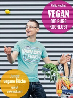 100 unkomplizierte vegane Rezepte für jeden Tag. Philip Hochuli gilt als der Shootingstar der veganen Kochszene in der Schweiz. Mit seinem Konzept der 'Jungen veganen Küche' gelingt es ihm, die positiven Eigenschaften der veganen Küche auf bestechend unkomplizierte Art und Weise umzusetzen und mit kulinarischem Genuss zu verbinden. Er setzt dabei auf einfache, schnelle Rezepte ohne ausgefallene Ersatzprodukte und mit Zutaten, die man in jedem Supermarkt bekommt. In diesem seinem zweiten Buch präsentiert er 100 neue Rezepte, von pikant bis süss - neben raffinierten Neukreationen auch einige beliebte Klassiker wie Spinatwähe oder Schinkengipfel, Club-Sandwich, Cannelloni oder Szechuan Stir-Fry - alle vegan. Ideal als Einstieg für Neulinge der veganen Küche und ein Muss für alle Fans und alle, die 'mehr als nur kochen' wollen.