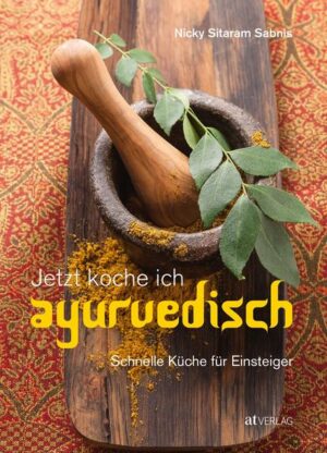 Nach seinen sehr erfolgreichen früheren Büchern zeigt Nicky Sabnis in diesem Einsteigerbuch, dass die ayurvedische Küche keineswegs kompliziert sein muss. Sie lässt sich problemlos auf andere Kulturkreise übertragen und braucht nur wenige ausgefallene Zutaten. So ist auch dem Alltag in Mitteleuropa ein eigenes Kapitel gewidmet: dem Kochen für Familie, Berufstätige und Singles. Dazu passen die rund 80 schnellen Rezepte, die einfach umsetzbar sind und dennoch überzeugende Ergebnisse und viel Genuss bieten. Die ayurvedische Küche - einfach und unkompliziert für unser heutiges Alltagsleben und für alle, die sie neu kennenlernen wollen.