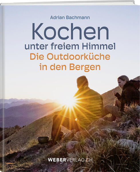 Besser essen in den Bergen: Für alle, die auch mit leichtem Gepäck nicht auf eine ausgewogene und energieliefernde Ernährung verzichten wollen, hat Adrian Bachmann, Koch, Lebensmitteltechnologe und begeisterter Berggänger, über 40 Rezepte entwickelt und erprobt - von schmackhaften Snacks, fantasievollen Frühstücksideen, vorzüglichen Vorspeisen und kraftspendenden Hauptgängen bis zu süssen Desserts. Viele Rezepte sind vegetarisch oder vegan und individuell variabel. Dazu gibt es Tipps zur Wahl und Anwendung des Outdoorkochers, zu essbaren Pflanzen am Wegesrand und ernährungsphysiologische Hinweise für den eigenen Energiehaushalt.