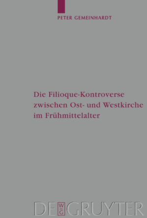 Die intensiv diskutierte ökumenische und systematisch-theologische Frage, ob der Heilige Geist allein aus dem Vater oder auch aus dem Sohn hervorgeht (ex Patre Filioque), wird kirchen- und dogmengeschichtlich analysiert. Ausgehend von der differenzierten Rezeption des Nizäno-Konstantinopolitanums im lateinischen Sprachraum wird nach den Ursprüngen der Filioque-Kontroverse zwischen dem 8. und 12. Jahrhundert gefragt. Dabei werden die pneumatologischen und bekenntnishermeneutischen Differenzen sowie die politischen und ekklesiologischen Rahmenbedingungen dargestellt. Der Streit um das Filioque erweist sich als Schlüssel zu einer theologischen Divergenzbewegung zwischen griechischem Osten und lateinischem Westen, deren Ursprünge bereits in den trinitätstheologischen Grundentscheidungen des 4. Jahrhunderts liegen. Eine "Lösung" der Filioque-Problematik ist daher nicht durch die Streichung eines Wortes zu erreichen, sondern nur im Dialog zweier irreduzibler Ausgestaltungen des trinitarischen Dogmas.