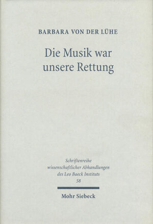 Im Mittelpunkt dieser Gruppenbiographie stehen die deutschsprachigen Gründungsmitglieder des Palestine Orchestra, des heutigen Israel Philharmonic Orchestra, das von dem Violinisten Bronislaw gegründet wurde: anhand von Zeitzeugenberichten und bis dato unveröffentlichten schriftlichen Quellen untersucht Barbara von der Lühe die Lebenswege von 50 deutschsprachigen jüdischen Musikern, Dirigenten und Musikologen, die von 1933 bis 1939 aus Deutschland, aus Österreich und aus der CSR nach Palästina emigrierten. Ihre Rettung vor den Nationalsozialisten verdanken sie dem Orchester in Tel Aviv, das ihnen die Einwanderung in das britische Mandatsgebiet ermöglichte. Beschrieben werden die Verfolgung in Europa, vor allem aber die Akkulturation und Integration der Musiker in ihrer neuen Heimat. Dabei wird deutlich, wie groß der Einfluß der Musikemigranten auf die Entwicklung eines modernen Musikbetriebes im "kulturellen Entwicklungsland" Palästina war. Zutage treten auch die unterschiedlichen kulturpolitischen Interessen der britischen Mandatsregierung, die das Orchesterprojekt von Anfang an förderte, und der Jewish Agency, die zunächst eine abwartende Haltung einnahm. So stand das Palestine Orchestra in den ersten Jahren als Symbol deutscher Kultur in Palästina häufig im Mittelpunkt politischer Kontroversen. Ungeachtet dessen erfreute sich das Orchester beim Publikum größter Beliebtheit und avancierte bald zur wichtigsten Kulturinstitution des Landes und später zum kulturellen Botschafter des Staates Israel. Die deutschsprachigen Orchestermitglieder, die zunächst als privilegiert galten, teilten das wechselvolle Schicksal der jüdischen Bevölkerung in diesem von politischen Unruhen und Kriegen ständig bedrohten Land. Als Musiker, Musikpädagogen und als Musikologen haben sie einen bedeutenden Beitrag für das israelische Musikleben geleistet.