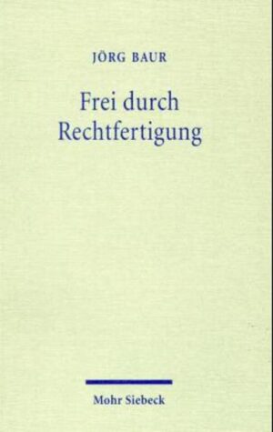 In den hier versammelten Gemeinde- und Akademievorträgen, gehalten in den Jahren 1997 und 1998, informiert Jörg Baur über die theologiepolitischen Hintergründe und ökumenischen Absichten der in der Öffentlichkeit kontrovers diskutierten 'Gemeinsamen Erklärung zur Rechtfertigung' von 1995. Er erörtert die Erklärung im Kontext der religiösen Situation unserer säkularisierten Gesellschaft und des von dogmatischen Traditionen abgekoppelten Bewußtseins der Basis in den beiden Großkirchen. Bei der Analyse des theologiepolitischen Umfeldes dieses ökumenischen Textes zeigt er, daß die Konstruktion einer Grundübereinstimmung den konfessionellen Zwiespalt nicht überbrücken kann. Zusätzlich arbeitet er die gegenwärtigen Schwierigkeiten mit dem Zentralartikel der Reformation heraus und legt dessen Grundlagen bei Martin Luther frei. Dabei stellt er dar, daß es trotz der Differenzen zu einem von gegenseitigen Verurteilungen freien Verhältnis der Kirchen kommen kann, die, ohne Rechthaberei oder Anpassung, allen Zeitgenossen das Evangelium schulden.