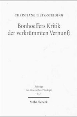 In seiner Habilitationsschrift 'Akt und Sein' (1931) erörtert Dietrich Bonhoeffer im Dialog mit zeitgenössischen Positionen die Bedeutung von Transzendentalphilosophie und Ontologie für die systematische Theologie. Unter Einbeziehung von 'Sanctorum Communio' und anderen frühen Schriften Bonhoeffers rekonstruiert Christiane Tietz-Steiding die vernunftkritische Erkenntnistheorie, die als origineller Beitrag dieses Bonhoefferschen Frühwerks gelten kann. Dabei wird die zentrale Überzeugung des jungen Bonhoeffer deutlich: Nicht die Selbstverkrümmung der ratio in der Philosophie kann dem Menschen ein angemessenes Selbstverständnis eröffnen, sondern nur ein der Offenbarung zugewandter Glaube, in dem die Verkrümmtheit der menschlichen Vernunft aufgebrochen wird. Indem der Mensch sein Sein im Akt des Glaubens versteht, kommt er zu sich selbst. Christiane Tietz-Steiding zeigt-im Unterschied zur bisherigen, allzuoft glättenden Bonhoeffer-Interpretation-Brüche und Unstimmigkeiten in Bonhoeffers Argumentation auf und macht darüber hinaus deutlich, weshalb Bonhoeffer sich später von 'Akt und Sein' inhaltlich distanzieren mußte. Mit der Rekonstruktion von Bonhoeffers Auseinandersetzung mit Philosophen und Theologen seiner Zeit (Heidegger, Barth, Bultmann, Gogarten u.a.) gibt sie zugleich eine problemorientierte Einführung in die philosophische und theologische Diskussion der zwanziger Jahre.