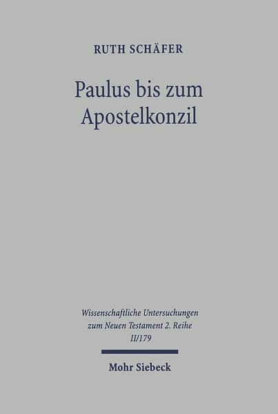 Ausgehend von einer genauen Erklärung der ersten beiden Kapitel des Galaterbriefes legt Ruth Schäfer einen neuen Rekonstruktionsversuch der Frühzeit des Paulus vor. Hierbei würdigt sie den historischen Quellenwert der Apostelgeschichte positiv. Die These einer späteren Abfassung des Briefes auf der sogenannten 'Dritten Missionsreise' kombiniert die Autorin mit der Annahme einer frühen Gründung der galatischen Gemeinde vor dem Apostelkonzil. Mit der Rekonstruktion der historischen Bedingungen, unter denen Paulus den Galaterbrief verfaßte, erschließt sie zugleich den historischen 'Ort' der ersten Formulierung der paulinischen Rechtfertigungsverkündigung und charakterisiert diese als eine späte Ausformung der paulinischen Christologie zugunsten der Stellung der heidnischen Jesusjünger in den Gemeinden. Paulus äußert sich hier als jüdischer Theologe. Die Untersuchung stellt die pragmatische und sozial-integrative Komponente der paulinischen Rechtfertigungsbotschaft stärker heraus als bisher im deutschen Sprachraum üblich und vertritt eine neue Pauluschronologie.