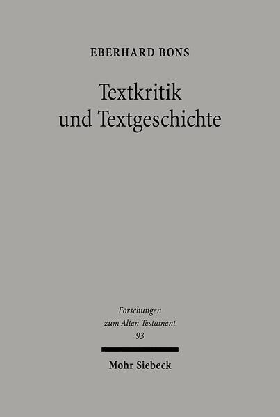 Gegen Ende des 2. Jahrhunderts v. Chr. bemerkte schon der anonyme Übersetzer des deuterokanonischen Buches Jesus Sirach die beträchtlichen Unterschiede zwischen den hebräischen Texten von Gesetz, Propheten und anderen Büchern sowie ihrer griechischen Übersetzung, die sich in der sogenannten Septuaginta erhalten hat. Eine derartige non parva differentia stellte er auch beim Vergleich seiner griechischen Version und ihrem hebräischen Ausgangstext fest. Die Unterschiede zwischen hebräischem und griechischem Bibeltext waren den Auslegern und Übersetzern über Jahrhunderte bekannt. Viele von ihnen, so etwa Hieronymus, verbanden mit dieser Feststellung abwertende Urteile über die Zuverlässigkeit der Septuaginta. Spätestens seit der Zeit des Humanismus griffen christliche Ausleger aber immer wieder auf den griechischen Bibeltext zurück, wenn der hebräische sich als schwierig oder gar rätselhaft erwies, und suchten diesen wenigstens punktuell mit Hilfe der griechischen Textvarianten zu verbessern. In den letzten ca. 30 Jahren ist die textkritische Forschung am Bibeltext mehr und mehr von diesem Verfahren abgerückt. Der Text der Septuaginta wird vielmehr in seiner ganzen Vielfalt und Entwicklung als ein Zeuge der Textgeschichte des Alten Testaments angesehen, der eine eigene Betrachtung verdient. Die im vorliegenden Band gesammelten Artikel greifen diese Fragestellung auf. Anhand ausgewählter Beispiele vor allem aus den Psalmen sowie den Prophetenbüchern wird herausgearbeitet, dass die Übersetzer den Sinn ihrer hebräischen Ausgangstexte einerseits zu bewahren versuchten, andererseits aber auch neue inhaltliche Akzente setzten. Dabei ist ein Einfluss zeitgenössischer Theologie oft unverkennbar. Und dennoch ist damit nicht ausgeschlossen, dass die Septuaginta stellenweise einen ursprünglicheren Bibeltext bewahrt als die Hebräische Bibel.