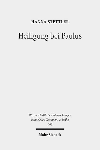 Hat Paulus die Heiligung der Gemeinde aus Juden- und Heidenchristen als Ziel seiner Mission verstanden? Hanna Stettler analysiert alle paulinischen Aussagen zum Thema Heiligung sowie die traditionsgeschichtlichen Vorgaben des Paulus im alttestamentlich-jüdischen Schrifttum und der Jesustradition. Anders als die lutherische Orthodoxie ging Paulus nicht davon aus, dass das Werk des Menschen in der Heiligung mit der Rechtfertigung durch Gott allein aus Glauben in Konkurrenz treten könnte. Indikativ und Imperativ sind auch nicht im Sinne einer "Paradoxie" aufeinander bezogen, sondern der Imperativ beschreibt das neue Leben, zu dem der Indikativ-nämlich die Neuschöpfung durch den Sühnetod Christi und die damit verbundene Gabe des Geistes-ermächtigt. Es ist gerade Gottes Werk, dass er die Christen zum Werk befähigt. Nur so hat die Freiheit vom Gesetz nicht die Beliebigkeit der Ethik zur Folge, sondern stellt in den Dienst der Liebe, durch welche das Gesetz erfüllt wird. Diese Arbeit wurde mit dem mit dem Johann-Tobias-Beck-Preis zur Förderung schriftgemäßer theologischer Literatur 2016 ausgezeichnet.