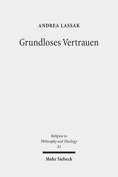 In welchem Verhältnis stehen Vertrauen und Glaube? Diese Frage beschäftigt die Theologie seit Menschengedenken. Unter Berücksichtigung von Erik Eriksons Entwicklungspsychologie hat Wolfhart Pannenberg einen neuen Akzent gesetzt und die These formuliert, dass religiöser Glaube in frühkindlichem Grundvertrauen ( Basic Trust) begründet sei. Mit diesem Gedanken setzt sich Andrea Lassak in ihrer Studie kritisch auseinander. Sie lotet die Tragweite dieser Verhältnisbestimmung aus und gibt eine alternative Antwort in der Tradition hermeneutischer Theologie. Dabei sondiert sie das schillernde Konzept des Grundvertrauens ebenso wie sie die Bedeutungsspektren christlichen Gottvertrauens aufzeigt.