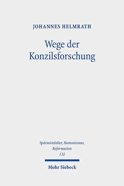 Konzilien, von Nikaia bis zum Vatikanum II, sind kollegial organisierte Legislativorgane der Kirche und zugleich als Treffpunkte geistlicher und weltlicher Eliten historische Schlüsselmomente und totale Phänomene. Der vorliegende Band enthält ausgewählte Studien des Mediävisten Johannes Helmrath zur historischen Konzilsforschung. Die Beiträge sind revidiert, sowie mit Nachträgen und einem Register versehen. Den thematischen Schwerpunkt bildet das faszinierende und überlange Konzil von Basel (1431-1449), das letzte der sog. Reformkonzile, flankiert von Studien zum IV. Lateranum und den Konzilien von Konstanz (1414-1418) und Ferrara-Florenz-Rom (1438-1445). Analysiert sind Probleme der Organisation und Kommunikation, der Prosopographie, der Reform und Theologie, der Vergleichbarkeit mit weltlichen Versammlungen, der intellektuellen Drehscheibenfunktion etc. Im diachronen Längsschnitt werden die Liturgie des Evangelienbuchs, die Kirchenreform und die Ortswahl von Konzilien untersucht.