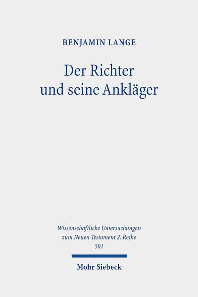 Das Johannesevangelium ist durch die häufige Erwähnung von Zeugen, Anklagen, verhörartigen Befragungen und anderen Bestandteilen eines Gerichtsprozesses stark von forensischen Termini und Motiven des Rechtsstreites geprägt. Doch weshalb fehlt gerade in diesem Evangelium ein formeller Prozess vor dem jüdischen Synedrium? Durch eine detaillierte narrative Untersuchung zeigt Benjamin Lange, dass bereits die erste Hälfte des Evangeliums einen metaphorischen Prozess entfaltet. Dieser enthält nicht nur alle Bestandteile eines Gerichtsprozesses, sondern findet auch auf einer doppelten Ebene statt, bei der einerseits Jesus, andererseits die Welt vor Gericht stehen. Die damit verbundenen konfliktären Rollenbelegungen spitzen sich auf das Paradoxon des angeklagten Richters zu und sind fest in der christologischen Zielsetzung des Evangeliums verankert, indem sie den Lesenden zum Glauben an Jesus als Christus und Sohn Gottes führen.