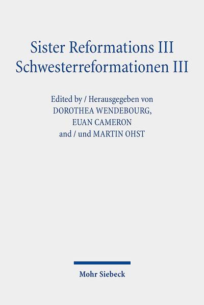 Gegenstand des zweisprachigen Bandes sind die Prozesse, in denen in Deutschland und auf den britischen Inseln aus der reformatorischen Bewegung Institutionen, von der Reformation geprägte Kirchen wurden, sowie die dabei wirksamen Faktoren. Nach einem Überblick über die englische und die schottische Reformationsgeschichte werden die Entwicklung der Predigt, des Singens, der Liturgie und ihres Raumes, der Familie, der Geschlechterrollen und des Rechts, die Herausbildung eines neuen Pfarrer- und Gemeindetyps sowie der Umgang mit religiösen Abweichlern behandelt, und dies in einem vergleichenden, die Vorgänge auf beiden Seiten des Kanals zueinander in Beziehung setzenden Zugriff. Abschließend kommen die theologischen und religiösen Deutungen in den Blick, die die an der Reformation Beteiligten selbst diesem Einschnitt in der Kirchengeschichte gaben. Mit Beiträgen von:Albrecht Beutel, Amy Burnett, Euan Cameron, Geoffrey Dipple, Susan Karant-Nunn, Thomas Kaufmann, Konrad Klek, John McCallum, Ashley Null, Martin Ohst, Wolf-Dietrich Schäufele, Andrew Spicer, Andreas Stegmann, Christopher Voigt-Goy, Alex Walsham, Kristen Walton, Dorothea Wendebourg