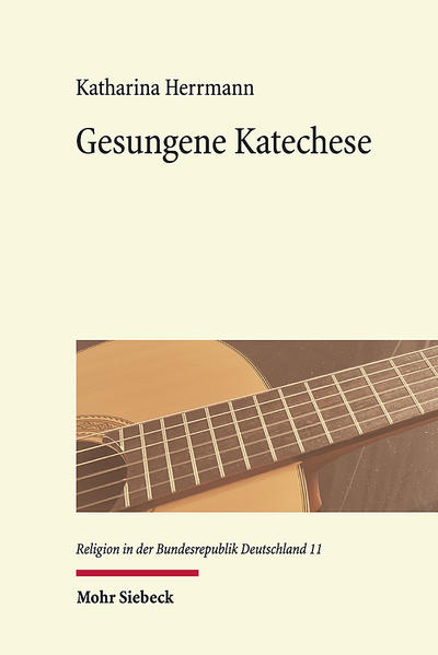 Schon seit dem Ende der 1950er Jahre experimentierten Vertreter von Pop- und Kirchenmusik in der Bundesrepublik mit der Verbindung von popmusikalischen Stilen und geistlichen Inhalten. Die Folge waren nicht nur andauernde, mitunter sehr polemisch geführte Debatten über das daraus entstandene Neue Geistliche Lied, sondern auch wachsende Akteursgruppen, die dessen Entwicklung vorantrieben und es mit der Entwicklung neuer Gottesdienstformen verbanden. Insbesondere nutzten diese Gruppen den Kirchentag als Experimentierfeld für ihre Versuche sowie als Multiplikationsforum. Katharina Herrmann fokussiert in dieser mentalitätsgeschichtlichen Studie, inwiefern die kirchenmusikalischen wie liturgischen Neuaufbrüche mit dem Wunsch der Akteure verbunden waren, eine spezifische Form gelebter christlicher Frömmigkeit zu popularisieren, die unmittelbar mit sozialem Engagement in der Welt verbunden ist.