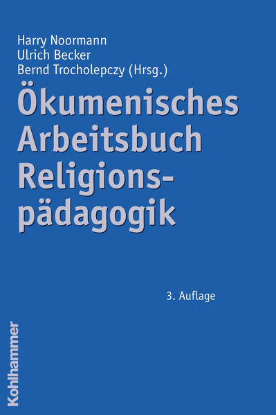 Dieses Arbeitsbuch vermittelt Lehramtsstudierenden in Aus- und Weiterbildung schulform- und schulstufenübergreifend elementares fachliches Grundwissen. In eigenständig lesbaren Kapiteln entfalten evangelische und katholische AutorInnen Grundfragen der aktuellen religionspädagogischen und fachdidaktischen Diskussion mit Vertiefungsempfehlungen. Die erweiterte dritte Auflage bezieht die jüngsten Diskussionen mit ein: Theologisieren mit Kindern und Jugendlichen, ästhetische und performative Ansätze, heilige Räume erschließen, Lernen an Biografien, soziales und diakonisches Lernen, Bildungsstandards sowie Religionsunterricht mit Konfessionslosen.