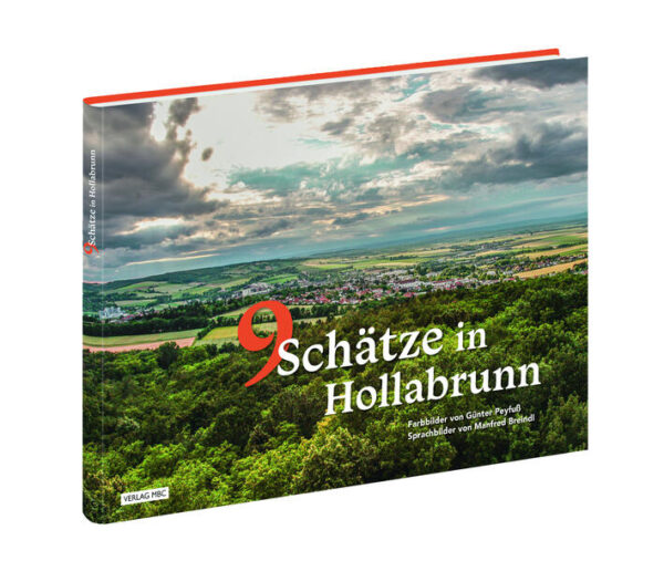 Günter Peyfuß, Mitglied des Fotoclubs Hollabrunn, richtet sein Kameraobjektiv seit vielen Jahren auch ganz gezielt auf Motive in der Stadt, auf die sie umschließende Landschaft und auf Hollabrunner Lebenswelten. Eine Auswahl aus diesem brillanten Werk hat Manfred Breindl, Werbekaufmann im Unruhestand, zu neun Kapiteln gebündelt und mit textlichen Blickpunkten angereichert. Der daraus entstandene Bildband besucht Kellergassen und Waldheimat, begibt sich auf Spurensuche und zu Erinnerungsorten, illustriert Aushängeschilder und Leuchttürme und hebt weitere Schätze aus dem Hier und Jetzt von Hollabrunn.