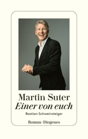 Bastian Schweinsteiger, der Held des WM-Finales 2014 in Rio, ist auch der Held des neuen Romans von Martin Suter. Der Autor erzählt uns Wahres und fast Wahres aus dem Leben des Mannes, der alles erreicht hat, was man als Fußballer erreichen kann. Und der dennoch weiß, was Scheitern bedeutet, und die Schattenseiten des Erfolgs kennt. Die bewegende Story einer Weltkarriere. Und ein berührender Liebesroman.