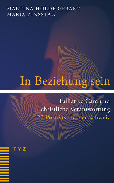 Zum Buch Downloads Autorinnen & Autoren Ende der 1970er-Jahre erwachte weltweit eine Bewegung, die sich für die Entstehung von Hospiz­einrichtungen, Palliativstationen und ambulanten Palliativdiensten für Sterbende einsetzte. Getragen wurde die Bewegung anfangs oft von Einzelnen und ihrer Leidenschaft, Vision und religiösen Motivation. 20 dieser in der Palliative Care engagierten Frauen und Männer von den Anfängen bis heute wurden auf Initiative des ökumenischen Vereins «Palliative Care und christliche Verantwortung» für den Band interviewt. Die daraus entstandenen Porträts zeichnen die Geschichte der Palliative Care in der Schweiz nach und greifen aktuelle Fragen wie die veränderte Situation in der Langzeitpflege oder die Begleitung Sterbender in der Gesellschaft auf. Freiwillige kommen ebenso zu Wort wie jene, die sich in Kirche und Wissenschaft professionell mit Palliative Care befassen. Die verschiedenen Stimmen regen an, darüber nachzudenken, wie chronisch kranke und sterbende Menschen in christlicher Verantwortung begleitet werden können.