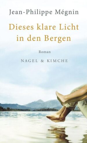 Die 24-jährige Marion erfüllt sich einen Traum und zieht nach Chamonix in Frankreich, wo sie einen Buchladen übernimmt. Einer ihrer Kunden ist der gut aussehende Bergführer Pierre, mit dem sie die Faszination für die Bergwelt teilt. Er nimmt sie mit auf seine Touren, sie verliebt sich in ihn, und sie heiraten. Doch es beginnt eine unaufhaltsame Entfremdung, die ihren Höhepunkt erreicht, als eines Tages eine Gletscherleiche gefunden wird: Es ist Pierres Vater, der, selbst Bergführer, vor Jahrzehnten im Eis verschwand. Marion ist schockiert, denn er sieht aus wie Pierre heute. Da begreift sie, dass ihr Traum vom Lebensglück gescheitert ist, und zieht eine unheimliche Konsequenz.