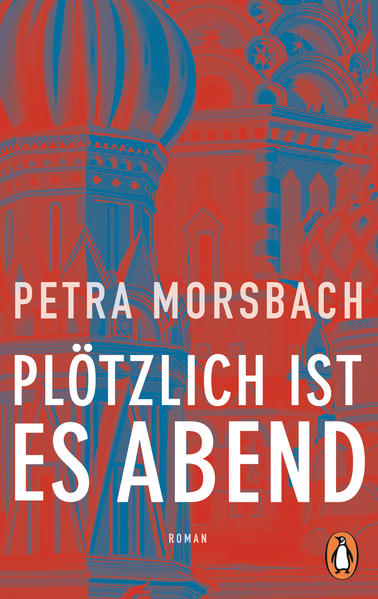 Die faszinierende Geschichte einer russischen Mutter Courage Ljusja wird 1926 in St. Petersburg als Tochter eines von Stalin verfolgten Popen geboren. In Kriegszeiten aufgewachsen, ohne Ausbildung und Perspektive, doch von großem Charme und Temperament, sucht sie ihr Glück in der Liebe und ist doch - vielleicht gerade deswegen - meist auf sich allein gestellt. Sie zappelt in den Maschen eines absurden, rigiden Systems und gerät in die Mühlen der Ideologie, derer sie sich freilich ebenso unbefangen wie unbedenklich zu bedienen versucht. »Plötzlich ist es Abend« ist das Protokoll eines beschwerlichen Lebens, aber auch eine Geschichte von unermüdlichem Kampfgeist, Mut und Witz, Liebe und Freundschaft.