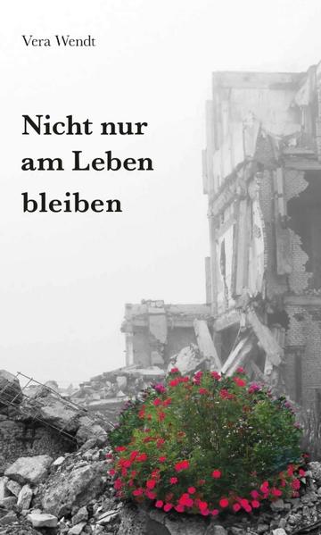 Berlin, Sommer 1945: Der Zweite Weltkrieg ist vorbei. Mathilde, ihre Eltern und ihre sieben Monate alte Tochter Elsbeth haben überlebt. Durch die Bombardierung haben sie alles verloren und keine Bleibe mehr in Berlin. Der Garten mit Laube in einem brandenburgischen Dorf ist ihre letzte Zuflucht. Als Elsbeth stirbt, zerbricht Mathildes Traum von einer eigenen Familie. Mit 37 Jahren fürchtet sie, die restliche Zeit ihres Lebens zu hungern, zu frieren und alleine zu sein. Ihr Mann Gustav war bei Kriegsende an der Ostfront, sie hat keine Nachricht von ihm. Hat er überlebt? Wie viele Frauen ihrer Generation muss sie ihr Leben nun selbst in die Hand nehmen. Die Grenzen, die West-Berlin umgeben, erschweren immer mehr den mühsamen Alltag und den Zusammenhalt der Familie. Mathilde gibt dennoch nicht auf und versucht, in der zerstörten Stadt ihren eigenen Weg zu finden. Ein Roman über eine tapfere Frau vor dem Hintergrund der Nachkriegsjahre, in denen die Isolierung West-Berlins unaufhaltsam voranschreitet.