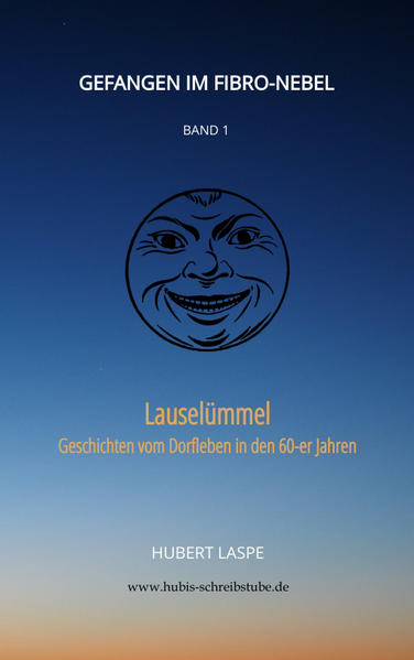 Lassen Sie sich entführen in eine vergangene Zeit. Begleiten Sie den Protagonisten ins Dorfleben in den 60-er Jahren. Seien Sie bei lustigen Episoden beim Melken, einer Hausschlachtung, bei der Ernte, oder einer Treibjagd dabei. Erleben Sie den Einkauf in einem Tante-Emma-Laden und amüsieren Sie sich über Kinderstreiche. Bei der älteren Generation werden längst vergessene Erinnerungen geweckt.