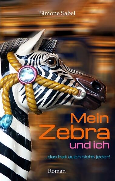 Hand aufs Herz - wer von uns hadert nicht ab und zu mit seinem Schicksal? Minimal-Anlass genügt: Zwei Kilo zugenommen, Streit mit der besten Freundin oder ungerechte Kritik vom Chef, und wir versinken in Selbstmitleid. Nina scheint genau umgekehrt gestrickt zu sein. Ihre positive Lebenseinstellung ist unverwüstlich, das Glas ist immer halb voll. Das ändert sich auch nicht, als bei ihr das Ehlers-Danlos-Syndrom diagnostiziert wird - ein seltener Gendefekt, für den es keine Heilung gibt. Der Moment ist äußerst unpassend: Mit Ende 30 ist sie frisch geschieden, genießt das Single-Dasein mit ihren Freunden in München und hat einen aufregenden Job in einer Werbe- und Event-Agentur. Das alles soll sie sich von dieser Krankheit kaputt machen lassen? Niemals! Da setzt sie doch lieber auf ihre exzellenten Verdrängungskünste, gönnt sich selbst kleine „Belohnungen“ für unangenehme Untersuchungen oder gesundheitliche Tiefschläge und lässt sich sogar darauf ein, als sie ungefragt auf einem Dating-Portal angemeldet wird … "Mein Zebra und ich" ist eine Geschichte voll Lebensmut, nicht nur für chronisch Kranke!