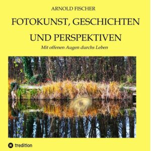 „Der Geschichtenerzähler aus dem Augarten“ So titelte die Neue Fricktaler Zeitung im November 2022. Dabei wurde der Autor vorgestellt und sein zweites Buch angekündigt. Bereits Konzept und Format des Buches sind ungewöhnlich. Es fällt auf durch seine quadratische Form. Fotokunst, aber auch interessante und faszinierende „normale“ Fotos bilden den einen Teil des Werkes. Dazwischen immer wieder Kurzgeschichten aus der Kolumne „Wie das Leben so schreibt“. Unter diesem Titel erscheinen seit vielen Jahren Erlebnisse von Reisen und Ausflügen. Die humorvollen und auch mal mit Selbst-Ironie geschriebenen Beiträge zaubern dem Leser ein Lächeln ins Gesicht. 90 Bilder aufgelockert durch 20 Geschichten zum Schmunzeln. Getreu dem Leitsatz des Autors Mit offenen Augen durchs Leben