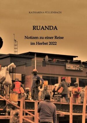 Füllenbach ist seit Jahren als alleinreisende Frau auch immer wieder in Afrika unterwegs. Sie lässt sich in der Regel von den kulturellen Eigenheiten ihrer Umgebung überraschen und berichtet in ihren Büchern vom Alltag der Menschen. In Ruanda aber war diesmal alles anders. Keine dreißig Jahre nach dem verheerenden Genozid, der viele hunderttausend Menschen das Leben kostete, sind Staat und Gesellschaft heute wieder befriedet, aber durch die Ereignisse von 1994 in hohem Maße geprägt. Füllenbach zeichnet die Historie nach und beschreibt ausführlich die immensen Anstrengungen, um aus einer traumatisierten Bevölkerung wieder eine Gemeinschaft und zugleich das Land zukunftsfähig zu machen. Daneben berichtet sie von ihren Alltagserfahrungen und beschreibt mit einer gehörigen Portion Selbstironie die Patzer der Muzungu in einer Schwarzen Gesellschaft.