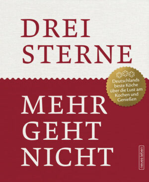 Sie sind die zehn Drei-Sterne-Köche Deutschlands 2021, ausgezeichnet vom »Guide Michelin« - der Ritterschlag der Restaurantkritik. Diese zehn, die besten ihres Fachs, geben für dieses Buch Auskunft: Wie haben sie das erreicht? Was macht Spitzenküche aus? Wie geht ein perfektes Essen? Sie sprechen über die ethischen, ökologischen und kulinarischen Prämissen ihrer Küche, über Handwerk und Virtuosität, über Nachhaltigkeit und den Respekt vor Lebensmitteln, über den Wert und den Preis von Fleisch, über fleischloses Kochen, über Regionalität und Qualität von Produkten und auch darüber, welchen Einfluss die Spitzenküche auf die Ernährung der Gesellschaft hat. So unterschiedlich die Kochweisen und Charaktere der zehn deutschen Spitzenköche auch sind, in einer Aussage treffen sich diese Meister: In ihren Restaurants sind sie Perfektionisten, privat reicht ihnen ein Stück Käse (es darf auch mal ein Hamburger sein) mit Freunden oder Familie. Auskunft geben: Christian Bau vom »Victor’s Fine Dining« in Perl-Nennig, Sven Elverfeld vom »Aqua« in Wolfsburg, Kevin Fehling von »The Table« in Hamburg, Jan Hartwig vom »Atelier« in München, Christian Jürgens vom Restaurant »Überfahrt« in Rottach-Egern, Claus-Peter Lumpp vom »Bareiss« in Baiersbronn, Torsten Michel von der »Schwarzwaldstube« in Baiersbronn, Marco Müller vom »Rutz« in Berlin, Clemens Rambichler vom »Sonnora« in Dreis, Joachim Wissler vom »Vendôme« in Bergisch Gladbach. Gewissermaßen als Fußnote steuert jeder der Köche EIN Rezept aus seiner 3-Sterne-Küche bei. Probieren Sie, ob ein perfekter Dinnerabend auch zu Hause gelingt!