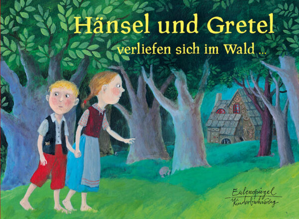 Das Grimmsche Märchen von 'Hänsel und Gretel' kennt wohl jedes Kind, und nicht weniger bekannt ist das anonym nach Motiven dieses Märchens entstandene Kinderlied. Katharina Knebel hat den tiefen, dunklen Wald, in dem sich die Kinder verirren, prächtig ins Bild gesetzt, zeigt ein verlockend- fantastisches Knusperhaus und eine Hexe voller Bosheit und Tücke. Vor allem aber zeichnet sie Hänsel und Gretel als sympathische kleine Helden, die gemeinsam durch Mut und List die böse Hexe besiegen, so dass die unheimliche Geschichte zu einem guten Ende findet.