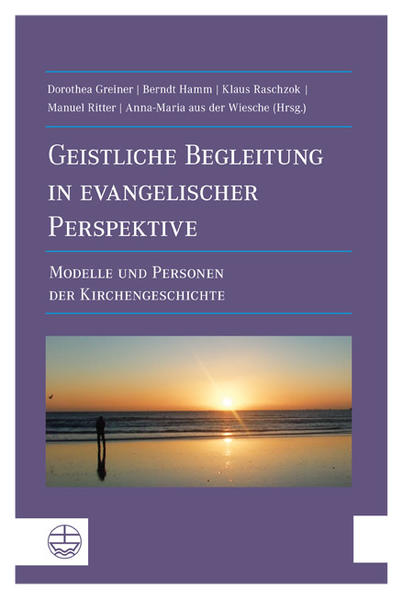 Der Sammelband trägt zur Profilierung der noch jungen Bewegung der Geistlichen Begleitung in evangelischer Perspektive bei. Er stellt Modelle der geistlichen Begleitung in der Heiligen Schrift wie durch Personen der Kirchengeschichte vor. Der Kreis der Vorgestellten, die anderen zu geistlichen Begleiterinnen oder Begleitern geworden sind, reicht von Origenes und den Wüstenvätern über Gertrud von Helfta, Meister Eckhart, Lazarus Spengler, Martin Luther, Emilie von Schwarzburg-Rudolstadt oder Wilhelm Löhe bis hin zu Nathan Söderblom, George Bell, Dietrich Bonhoeffer, Hanna Hümmer, Karin Johne und vielen anderen. Auf diese Weise werden bisher wenig beachtete Schätze geistlicher Praxis für die gegenwärtige Geistliche Begleitung erschlossen. Die Beiträge des Bandes schreiten den Zeitraum von der Alten Kirche bis zur Gegenwart ab. Sie gewähren exemplarische Einblicke in die unterschiedlichen, historisch gewachsenen Formen geistlicher Begleitung wie Seelenführung und erschließen deren jeweiligen frömmigkeitsgeschichtlichen Kontext.