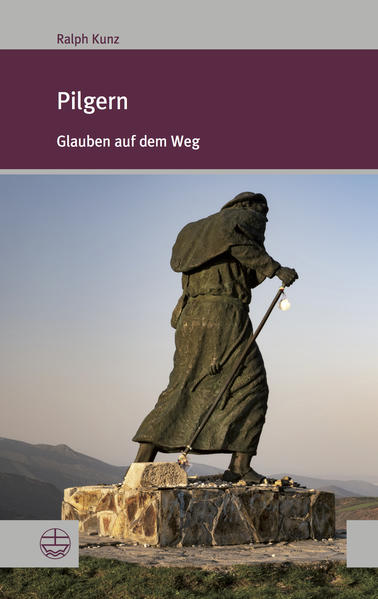 Das sehr ansprechend geschriebene Buch des bekannten Zürcher Theologen Ralph Kunz beschreibt Pilgern als eine alte spirituelle Praktik, die in den letzten Jahren wieder neu entdeckt wurde. Das ist mehr als nur ein spiritueller Hype! Denn das Ziel des Pilgerwegs ist Gott. Was eine wachsende Schar von Menschen bewegt und begeistert, wird in seiner biblischen, geschichtlichen und kulturellen Bedeutung für die Gegenwart entfaltet und als Leitmetapher für die christliche Lebensform gedeutet.   Pilgrimage. Being Religiously on the Way The very attractively written book by the well-known Zurich theologian Ralph Kunz depicts pilgrimage as an ancient spiritual practice that has been rediscovered in recent years. This is more than just a spiritual hype! Because the goal of the pilgrimage is God. What moves and inspires a growing number of people is unfolded in its biblical, historical and cultural significance for the present and interpreted as a guiding metaphor for the Christian way of life.