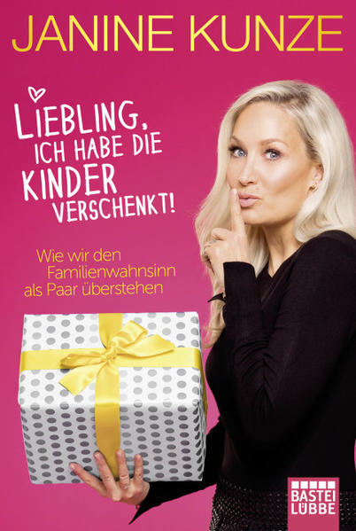 Kinder sind einfach wunderbar, auch wenn sie 15 Minuten lang an die verschlossene Schlafzimmertür klopfen und gerade wirklich, wirklich stören. Schlimm genug, dass Frauen und Männer von Natur aus schon ganz anders ticken. Richtig kompliziert wird es dann, wenn aus dem Duo ein Trio, Quatro oder mehr wird. Jetzt müssen plötzlich ganz neue Kompromisse geschlossen werden. Das Wohl des Kindes steht an erster Stelle und doch muss das Paar aufpassen, sich nicht zwischen Windeln wechseln und schlaflosen Nächten zu verlieren. Janine Kunze beschreibt in ihrer unverwechselbaren, humorvollen Art ihren turbulenten Familien-Alltag. Und sie hält ein flammendes Plädoyer für eine glückliche Zweisamkeit zum Wohle der Kinder.