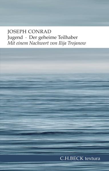 "Wir sind doch nicht in einer Abenteuergeschichte für Jungen", widersprach ich. Sein spöttisches Flüstern machte mich betroffen. "Wahrhaftig nicht!" Dieser Band vereint zwei der aufregendsten Erzählungen von Joseph Conrad. Beide Male geraten die Protagonisten durch unglaubliche Ereignisse in höchste Gefahr und begegnen dabei sich selbst. Ihre Schiffe sind auf See zum Halten gekommen, doch damit beginnt erst eine ganz andere Reise, die Reise des jugendlichen Herzens zu seinen Abgründen und die Entdeckung seiner eigenen Stärke. Es sind Initiationsgeschichten von farbigem Realismus und symbolischer Wahrheit - zwei Erzählungen der Weltliteratur, die hier in glänzenden Übersetzungen neu präsentiert werden.