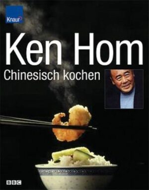 Die chinesische Küche für moderne Köche. Lernen Sie kochen wie in China! Ken Hom, einer der größten Kenner der asiatischen Küche, ist Ihr Lehrmeister und begibt sich mit Ihnen auf eine kulinarische Reise quer durch alle Regionen Chinas. Anhand von über 220 Original-Rezepten gewährt er einen Einblick in den (Küchen-)Alltag Chinas - von den traditionellen Lebensmitteln über die typischen Küchengeräte bis hin zu den klassischen Garmethoden für Dämpfkorb, Wok & Co.