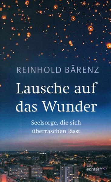 Unser Alltag mit seinen unterschiedlichen Begegnungen, das Leben in den vielfältigsten Erfahrungen ist der Ort der Gottesbegegnung. „Gott ist schon da“, würde Karl Rahner formulieren. So verstanden, ist Seelsorge ein gemeinsames Gott-Suchen, Glaubenskommunikation auf Augenhöhe. Diese richtungsweisende Perspektive heutiger Seelsorge muss eine neue Sprache und neue Zugänge zu den Menschen finden. In diesem Sinn entwickelt Reinhold Bärenz eine „induktive“ und „narrative“ Theologie, die in Erfahrungen und Bildern spricht und damit der Bibel und dem Leben sehr nahekommt. Seine Theologie will die Ehrfurcht vor der Andersheit und Unverständlichkeit Gottes nehmen, ohne den Gottesgedanken damit zu banalisieren. Gott wird nicht einfach zur Antwort, sondern bleibt eine zum Weitersuchen drängende und Staunen erregende Frage.