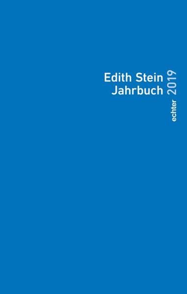 Aus dem Inhalt: 1. Dokumentation Susanne Batzdorff, Ein Brief an Edith Stein Kurt Haase, Edith-Stein-Plakette Cecilie Pieper, Erinnerung an Edith Stein 2. Biographie Beate Beckmann-Zöller, Edith Stein und Münster Beate Beckmann-Zöller, Edith Stein und Köln Wolfgang Rieß, Edith Steins Glaubenssuche zwischen Judentum und Christentum. Eine Biografie des geistigen Werdens 3. Politik Carolyn Beard, Edith Stein-die Suffragette Claudia Lücking-Michel, Die Frau-ein politischer Machtfaktor, an dem man nicht vorbei kann Felix Schandl, Die politische Edith Stein 4. Bildung und Pädagogik Małgorzata Bogaczyk-Vormayr, Bildung zur Klarheit-nach Edith Stein, Karl Jaspers und Barbara Skarga Beate Beckmann-Zöller, Bildung zur Menschwerdung. Edith Steins Beitrag zur Entfaltung humaner Personalität aus dem christlichen Glauben Anna Maria Pezella, Identität und Bildung bei Edith Stein 5. Theologie und Spiritualität Christof Betschart OCD, Selbstgestaltung versus Kreuzgestalt? Zum philosophisch-theologischen Gestaltbegriff Edith Steins Felix Genn, Predigt in der Messfeier der Edith-Stein-Gesellschaft am 11. Mai 2018 in der Pfarrkirche St. Ludgeri in Münster Joachim Feldes, Andacht am 7. August 2018 um 12.45 am Bahnhof Schifferstadt Norbert Müller, Lied-Gebet von Edith Stein 6. Edith-Stein-Bibliographie 2018 7. Mitteilungen 8. Rezensionen