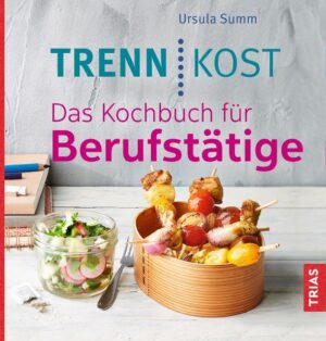 So klappt Abnehmen auch im Job Dienstreisen, Durcharbeiten in der Pause, Schichtarbeit - Herausforderungen gibt es im Job-Alltag genug. Da darf nicht auch noch die Ernährung zum Problem werden. Trennkost eignet sich prima für Berufstätige. Ob Frühstück "to go" in der Bahn, flotte Kleinigkeiten zum Aufwärmen für die Mittagspause oder Schnellgerichte zwischen Feierabend und dem abendlichen Sportprogramm - die Rezepte in diesem Buch bieten eine köstliche wie gesunde Abwechslung zu Kantine, Schnellimbiss und langweiligem Brötchen. 122 kunterbunte Rezepte: Egal ob Fingerfood, Salate oder Eintöpfe - alle Gerichte sind ideal zum Mitnehmen. Schlank am Arbeitsplatz: Arbeiten und auf die Figur achten ist mit diesem Kochbuch endlich kein Widerspruch mehr. Tipps von der Expertin: unregelmäßige Arbeitszeiten, Naschen am Schreibtisch, Kantinenkost, keine Mikrowelle... Diese Ausreden zählen jetzt nicht mehr. Ursula Summ hat die passenden Lösungen!