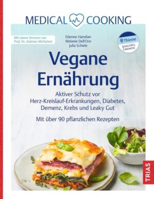 Vegan essen als Therapie-Option Es gibt gute Gründe, Fleisch und andere tierische Lebensmittel wegzulassen. Denn eine vollwertige, pflanzliche Ernährung reduziert die für viele Erkrankungen verantwortlichen stillen Entzündungen im Körper und liefert wertvolle Nährstoffe, die die Selbstheilung aktivieren. Diese können dafür sorgen, dass Blutdruck und Cholesterin sinken, die Verdauung, Haut und Schlaf sich verbessern, Schmerzen an Gelenken und anderswo gelindert werden und das Risiko für Krebs und Demenz abnimmt. Viele wissenschaftliche Studien belegen dies. Das Autoren-Trio - ein Arzt und zwei Ernährungswissenschaftlerinnen, motivieren Sie undogmatisch dazu, die Heilwirkungen dieser Ernährung für sich zu nutzen. Vegane Powerlebensmittel: Lernen Sie die Fülle veganer Lebensmittel kennen: Hülsenfrüchte, Getreidesorten wie Hafer, Quinoa & Co, Gemüse, Obst und Beeren, Nüsse, Samen und Sprossen, Gewürze. Extra: Die wichtigsten Inhaltsstoffe, Lagerung und Zubereitung. Nährstoffe: Erfahren Sie, wie die Versorgung mit allen Nährstoffen wie Eisen, Eiweiß und Co. gesichert ist, welche Supplemente sinnvoll sind und wie ein veganer Tagesplan mit perfekt abgestimmten Lebensmitteln aussieht. Rezepte: Gemüse in Erdnuss-Sauce, Sandwich mit Fenchel und Birne, warmer Hirsebrei mit Früchten, Grillgemüse mit Zitronen - klingt das nicht köstlich? Alle Gerichte sind einfach und schnell zubereitet und mit leicht erhältlichen Zutaten, die der Wochenmarkt oder der Supermarkt bereithalten.