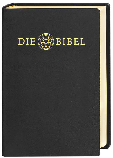 Die Premiumausgabe der Lutherbibel mit Goldschnitt . Aus hochwertigem leicht flexiblem Leder. Mit dem Text der neu revidierten Lutherbibel 2017, die Fassung, die von der Evangelischen Kirche in Deutschland empfohlen wird. • Kostbare Bibelausgabe mit Goldschnitt • Im Schutzschuber • Strapazierfähig • Bibeltext mit Apokryphen • Mit Familienchronik • Bibeltext abschnittsweise zweispaltig gesetzt • Psalmen einspaltig in Gedichtsatz angeordnet • Biblische Vergleichsstellen und Anmerkungen am Fuß der rechten Spalte • Inhaltsübersichten • Sach- und Worterklärungen • Überblick über besondere Schreibweise von Namen • Stichwortverzeichnis • Zeittafeln • Landkarten • Ortsregister