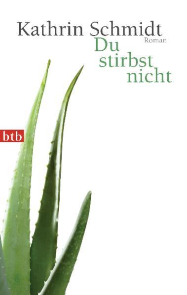 Ausgezeichnet mit dem Deutschen Buchpreis Helene Wesendahl weiß nicht, wie ihr geschieht: Sie findet sich im Krankenhaus wieder, ohne Kontrolle über ihren Körper, sprachlos, mit Erinnerungslücken. Ihr Weg zurück ins Leben konfrontiert sie mit einer fremden Frau, die doch einmal sie selbst war, einer Ehe, die kurz vor dem Ende stand, und Kindern, die schon eigene Wege gehen wollten und nun bestürzt innehalten. Ein Erinnerungsroman ganz eigener Art, der durch seine innere Dynamik fesselt und vor allem durch die bewegende Schilderung eines sprachlichen Neubeginns überzeugt.