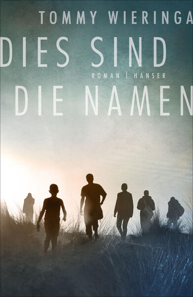 Sie waren dreizehn auf ihrer Flucht, jetzt sind sie nur noch fünf. Eine Gruppe illegaler Migranten wurde von skrupellosen Schleppern in der Steppe östlich der Karpaten ausgesetzt. Ob sie die Grenzen ihres Landes wirklich überquert haben, erfahren sie lange nicht. In der fiktiven Stadt Michailopol irgendwo in Osteuropa herrschen Gesetzlosigkeit und Korruption. Pontus Beg ist dort Polizeikommissar. Job, Wohnung und regelmäßiger Sex sind ihm sicher, aber etwas Entscheidendes fehlt. Der Polizist und die Flüchtlinge - wonach sind sie auf der Suche und was wäre es, das zu finden sich lohnt? „Mitreißend, intelligent und überzeugend“ (De Standaard) erzählt Tommy Wieringa von Zeiten des Umbruchs in Europa.