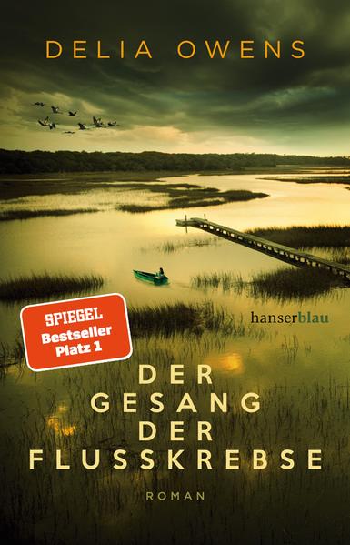 “Ein schmerzlich schönes Debüt, das eine Kriminalgeschichte mit der Erzählung eines Erwachsenwerdens verbindet und die Natur feiert.” The New York Times Chase Andrews stirbt, und die Bewohner der ruhigen Küstenstadt Barkley Cove sind sich einig: Schuld ist das Marschmädchen. Kya Clark lebt isoliert im Marschland mit seinen Salzwiesen und Sandbänken. Sie kennt jeden Stein und Seevogel, jede Muschel und Pflanze. Als zwei junge Männer auf die wilde Schöne aufmerksam werden, öffnet Kya sich einem neuen Leben - mit dramatischen Folgen. Delia Owens erzählt intensiv und atmosphärisch davon, dass wir für immer die Kinder bleiben, die wir einmal waren. Und den Geheimnissen und der Gewalt der Natur nichts entgegensetzen können.